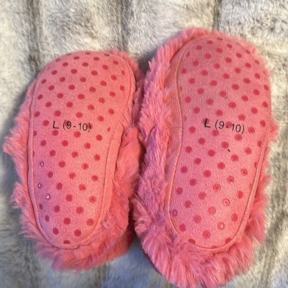 Pink fuzzy booty slippers
